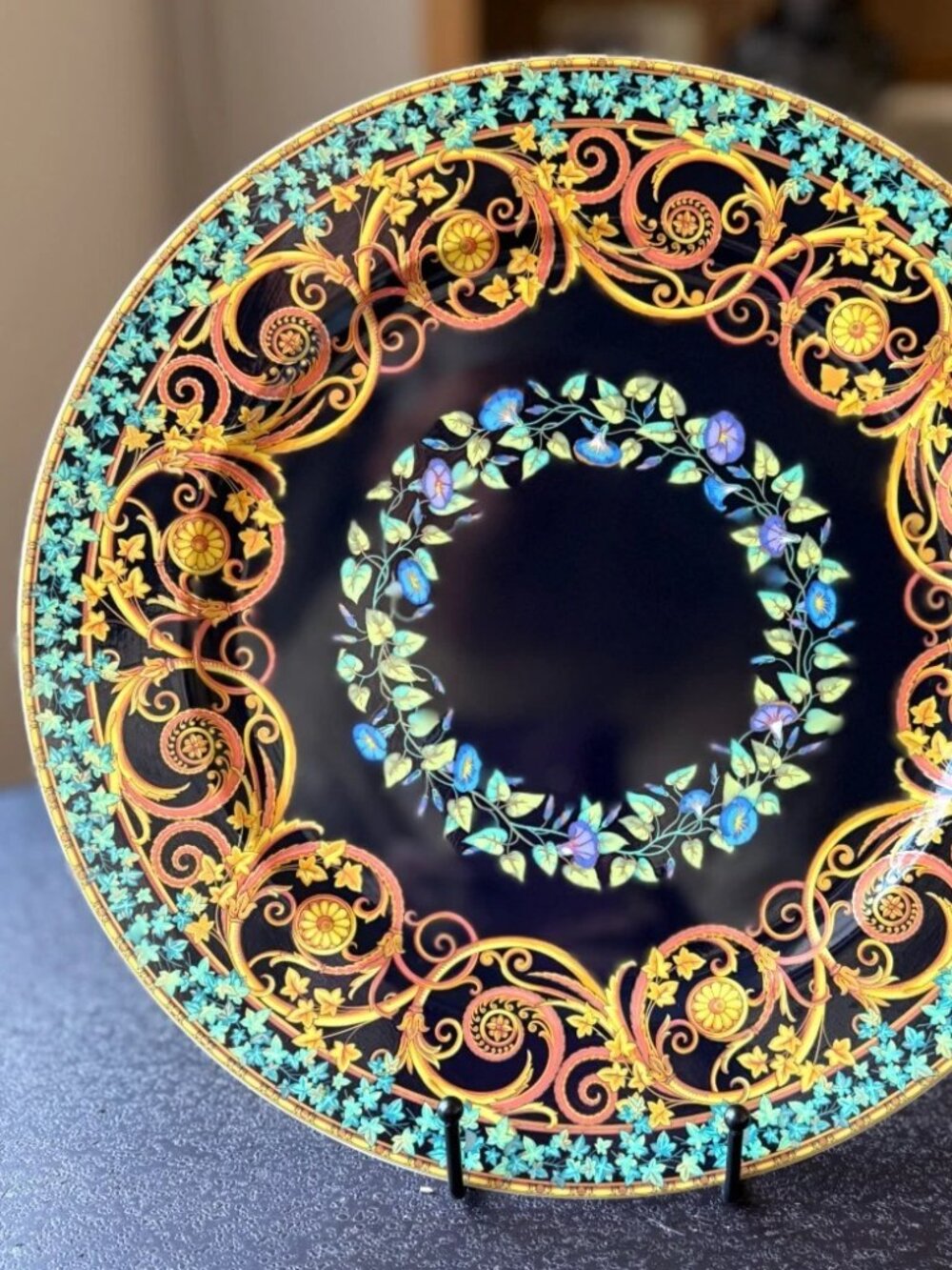 Rosenthal Versace Gold Ivy Charger Plate Studio-Linie Black Medusa 12 in Germany